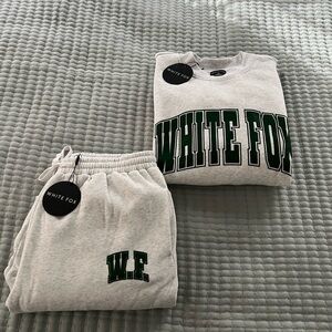 NWT White Fox Gray and Green Sweatshirt and Sweatpants Set